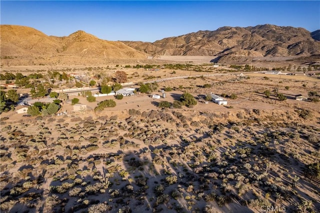 5772 Arrowhead Lake Rd, Hesperia, CA 92345 - mountain view featuring a desert landscape