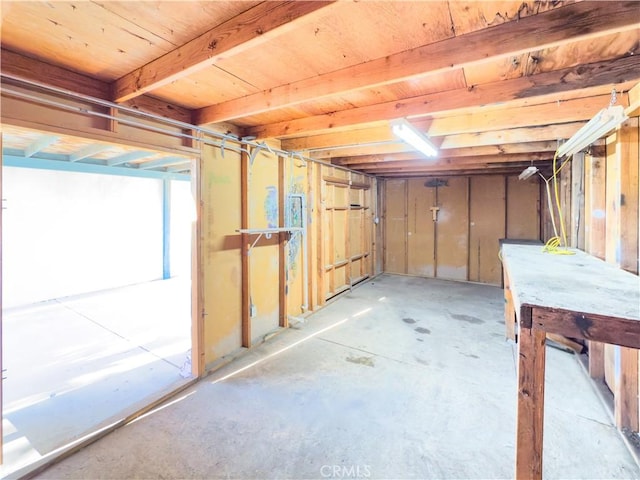 5772 Arrowhead Lake Rd, Hesperia, CA 92345 - view of below grade area