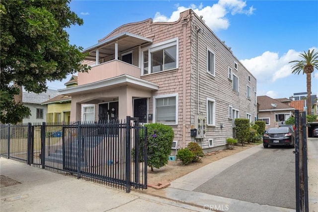 1631 W 11th Pl, Los Angeles, CA 90015 - photo 4