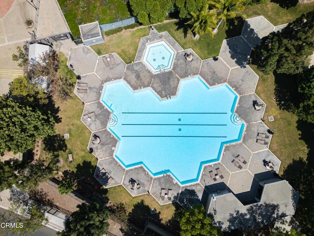 800 W 1st St Unit 1701, Los Angeles, CA 90012 - bird's eye view of a pool area