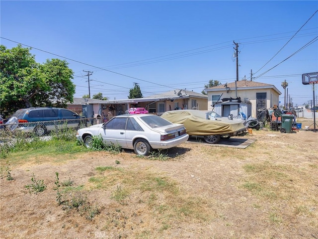 13114 S Main St, Los Angeles, CA 90061 - view of yard
