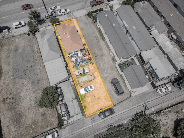 13114 S Main St, Los Angeles, CA 90061 - aerial view of property and surrounding area with property boundaries highlighted