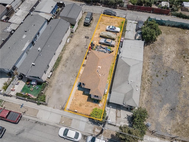 13114 S Main St, Los Angeles, CA 90061 - aerial view of property and surrounding area with property boundaries highlighted