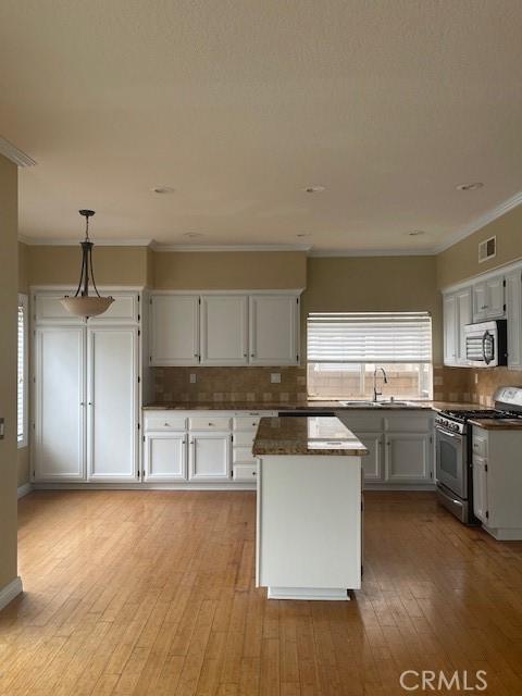 744 S Morningstar Dr, Anaheim, CA 92808 - photo 5