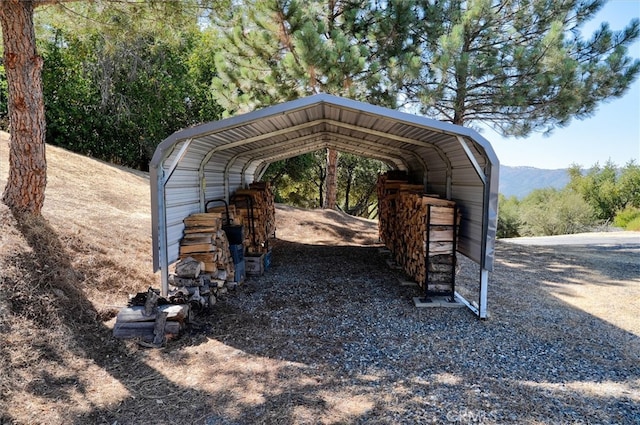 45337 Valley Oak Dr, Ahwahnee, CA 93601 - view of parking featuring a carport