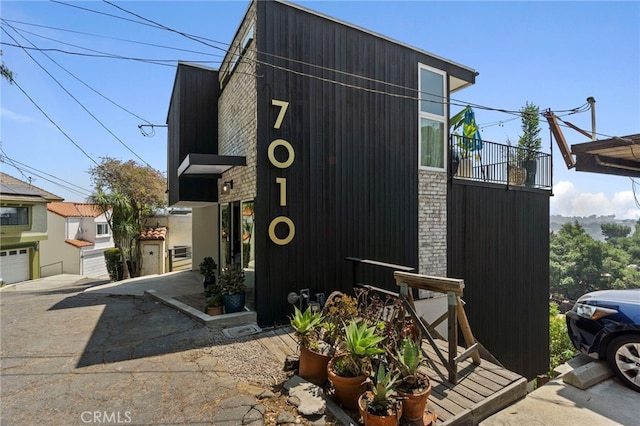 7010 Loyal Trl, Los Angeles, CA 90068 - photo 2