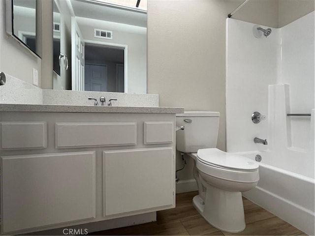 22 Country Mile Rd, Pomona, CA 91766 - full bath featuring wood finished floors, bathing tub / shower combination, and vanity