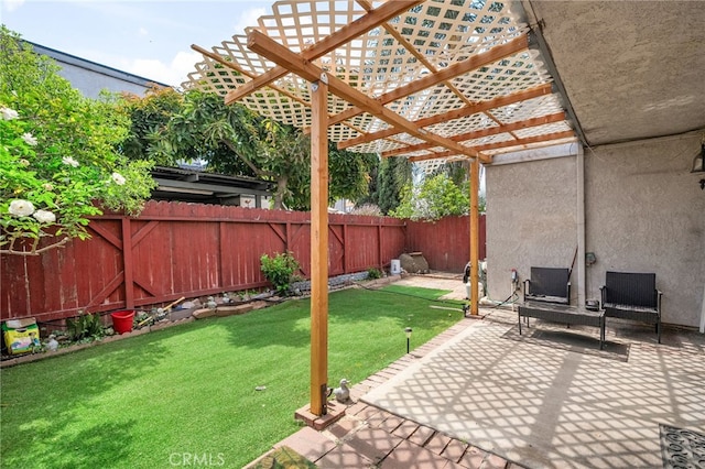 11286 Parkside Ln Unit 22, Garden Grove, CA 92843 - fenced backyard with a pergola and a patio