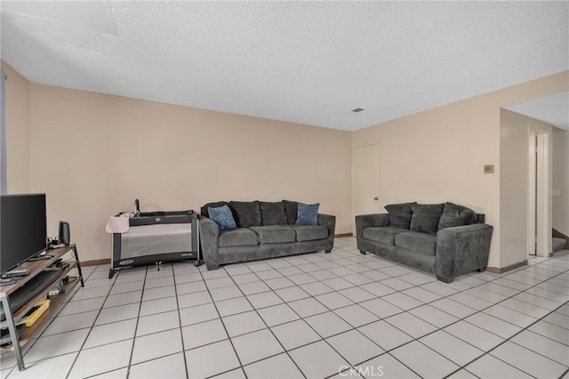 11286 Parkside Ln Unit 22, Garden Grove, CA 92843 - living area with a textured ceiling