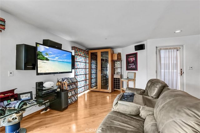 16745 Bayview Dr Unit B, Sunset Beach, CA 90742 - living area featuring wood finished floors and recessed lighting