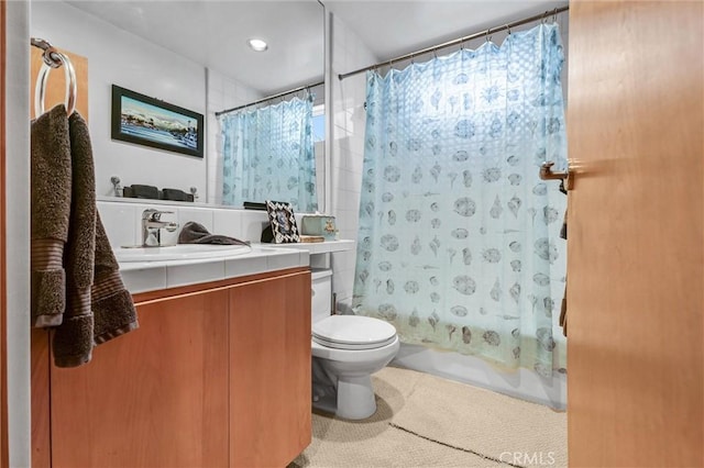 16745 Bayview Dr Unit B, Sunset Beach, CA 90742 - full bathroom featuring vanity and shower / tub combo