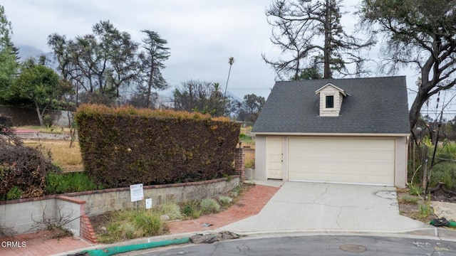 281 E Pentagon St, Altadena, CA 91001