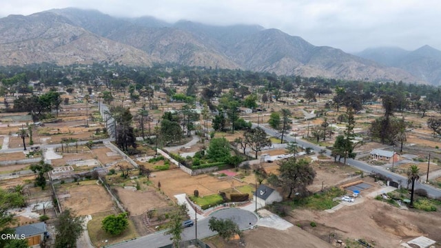 281 E Pentagon St, Altadena, CA 91001