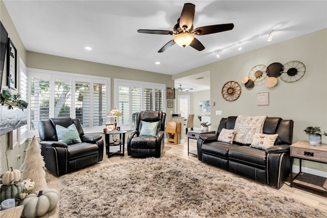 11322 Breithorn Ct, Riverside, CA 92503 - photo 14