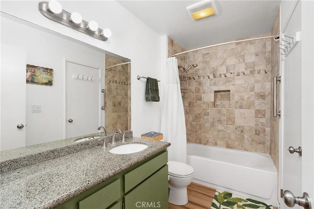 27074 Hidaway Ave Unit 3, Canyon Country, CA 91351 - full bath featuring shower / tub combo, vanity, and wood finished floors
