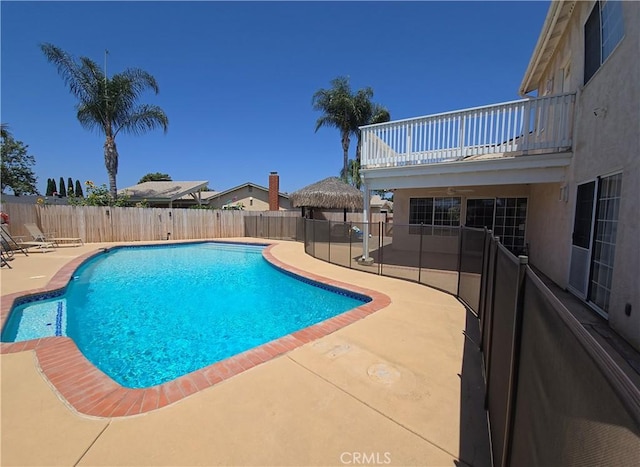 10840 New Salem Pt, San Diego, CA 92126 - view of swimming pool featuring a patio area and a fenced backyard
