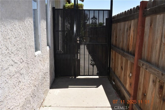1331 Bothwell Ave, Colton, CA 92324 - view of gate