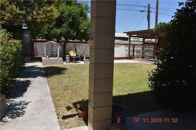 1331 Bothwell Ave, Colton, CA 92324 - view of yard