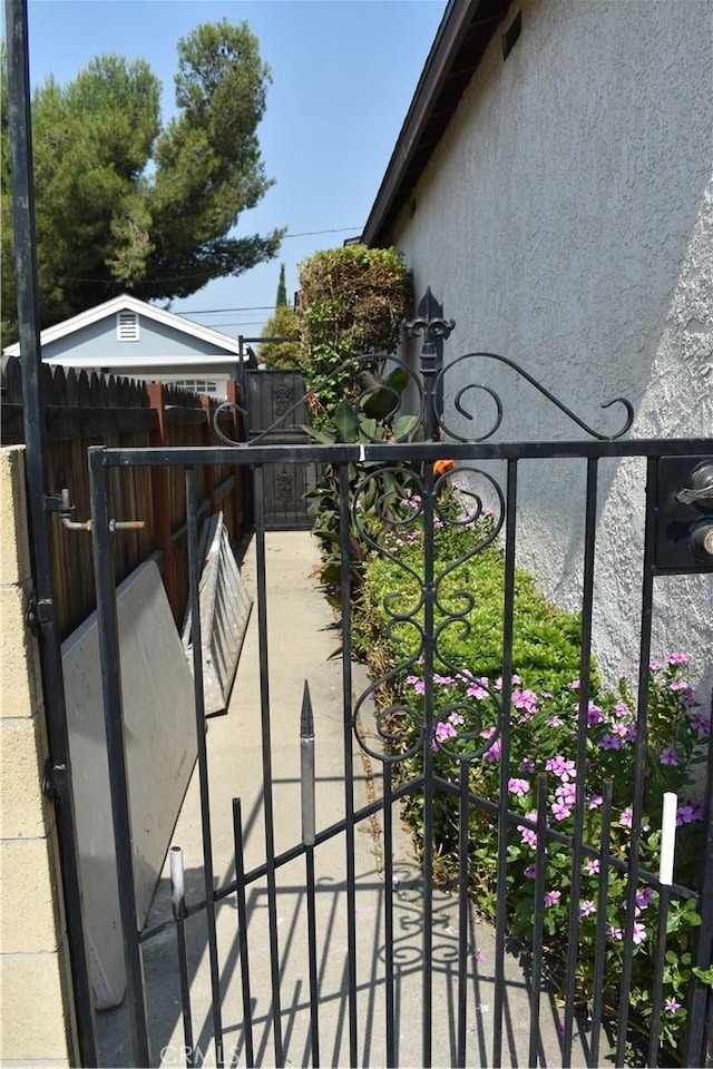 1331 Bothwell Ave, Colton, CA 92324 - view of gate