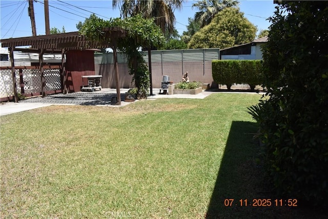 1331 Bothwell Ave, Colton, CA 92324 - view of yard featuring a pergola
