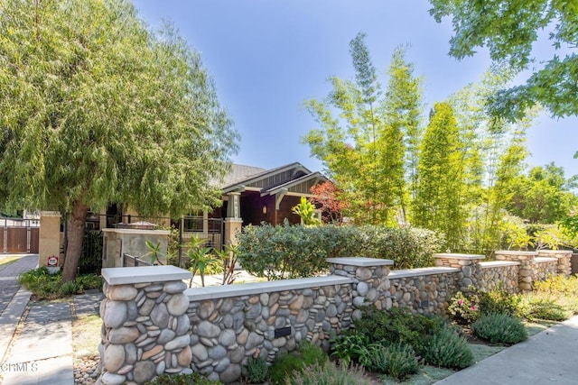 5512 Ranchito Ave, Sherman Oaks, CA 91401 - view of yard with a gate