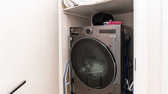 3131 Michelson Dr Unit 901, Irvine, CA 92612 - washroom with washer / clothes dryer