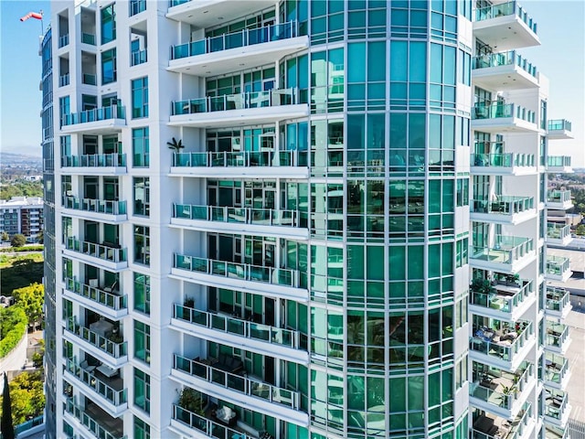 3131 Michelson Dr Unit 901, Irvine, CA 92612 - view of apartment building / complex with a view of city