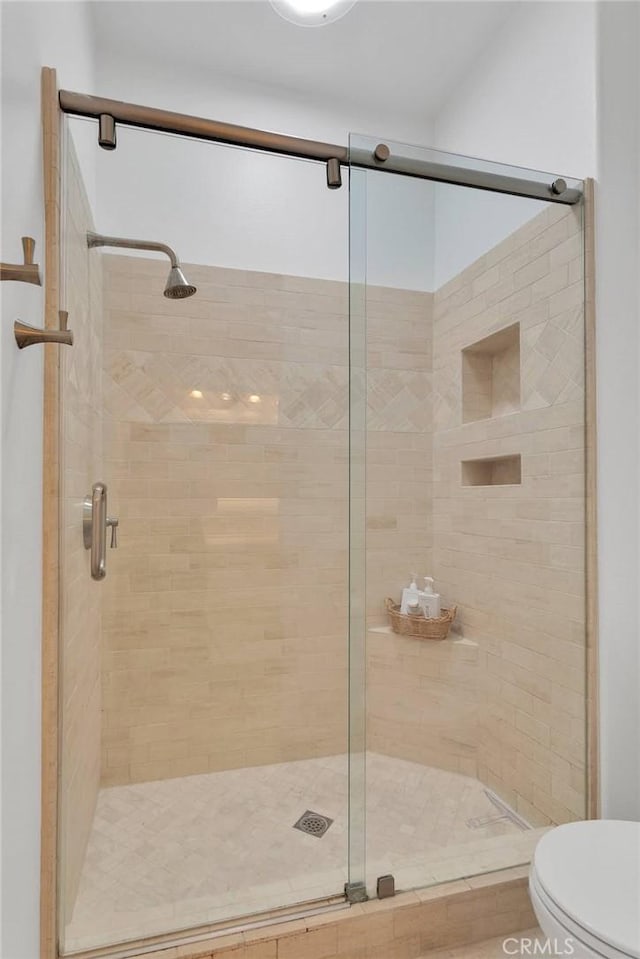 10844 Aster Ln, Apple Valley, CA 92308 - bathroom with a shower stall and toilet