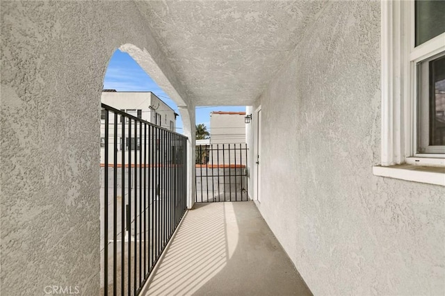 1221 E 1st St, Long Beach, CA 90802 - view of balcony
