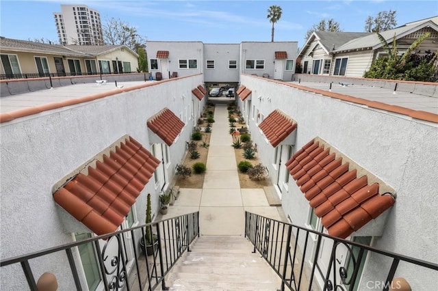 1221 E 1st St, Long Beach, CA 90802 - view of community featuring a residential view