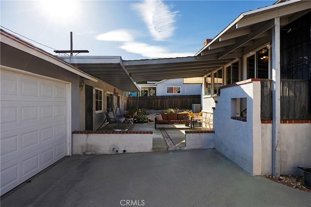 2900 Manhattan Ave, La Crescenta, CA 91214 - view of patio / terrace with a garage