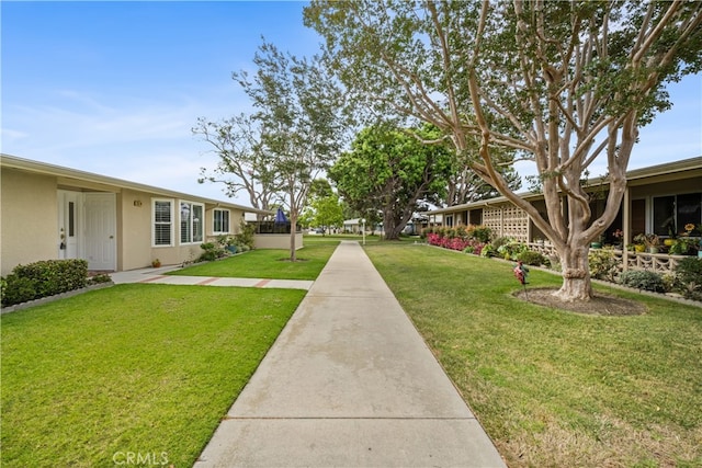 13311 Twin Hills Rd Unit 55H, Seal Beach, CA 90740 - view of green lawn