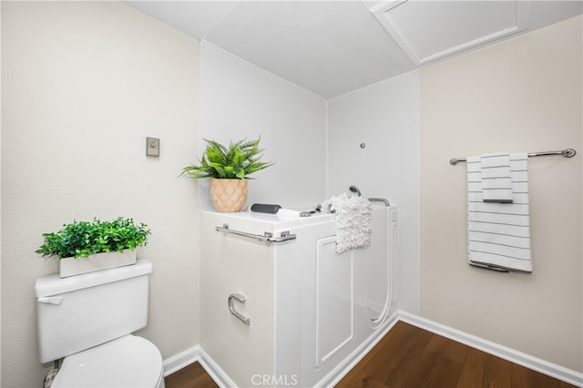 13311 Twin Hills Rd Unit 55H, Seal Beach, CA 90740 - bathroom with wood finished floors