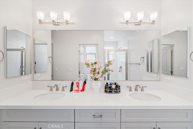 1009 Price Canyon Rd, Pismo Beach, CA 93449 - full bath featuring double vanity and a shower stall
