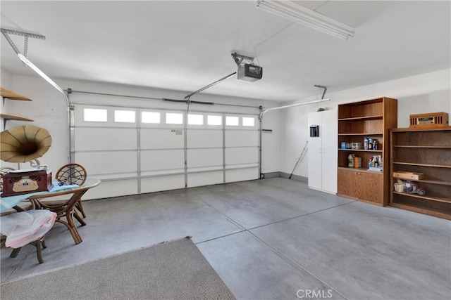 11246 Pleasant Hills Dr, Apple Valley, CA 92308 - garage with a garage door opener