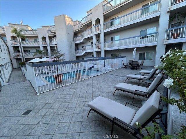 4242 Stansbury Ave Unit 203, Sherman Oaks, CA 91423 - community pool featuring a patio area