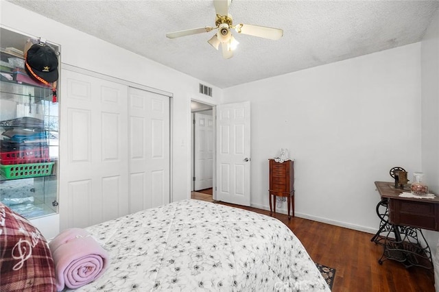 117 N Morada Ave, West Covina, CA 91790 - bedroom featuring wood finished floors, a textured ceiling, a closet, and a ceiling fan