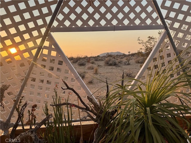 377 Sunny Vista Rd, Landers, CA 92285