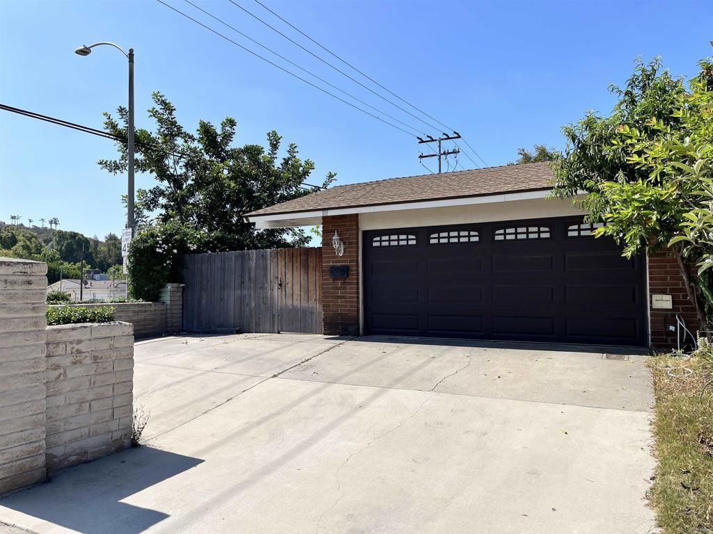 101 Christen Way, San Marcos, CA 92069 - view of detached garage