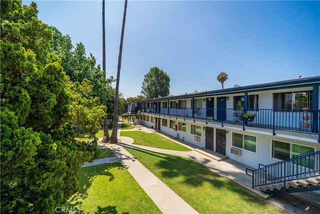 2921 Allgeyer Ave, El Monte, CA 91732 - surrounding community with a yard