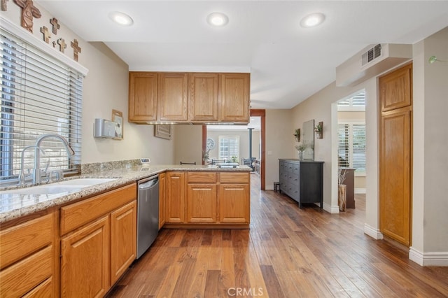 28154 Guilford Ln, Saugus, CA 91350 - photo 9