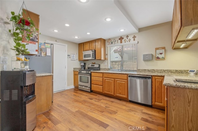 28154 Guilford Ln, Saugus, CA 91350 - photo 6
