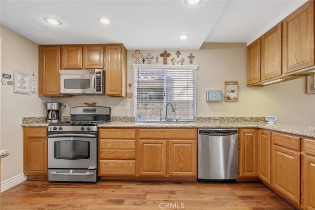 28154 Guilford Ln, Saugus, CA 91350 - photo 7