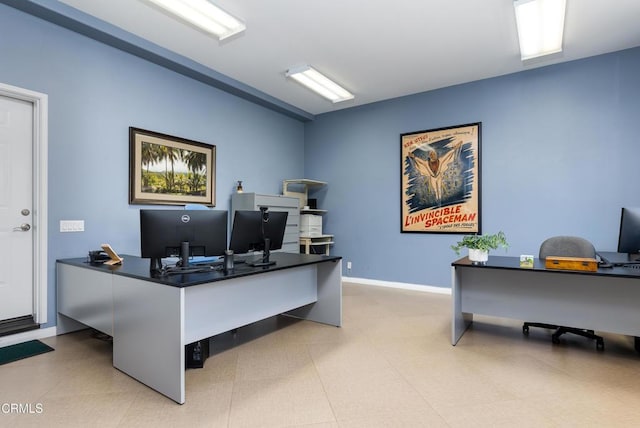274 S Prospect Ave, Tustin, CA 92780 - office with baseboards