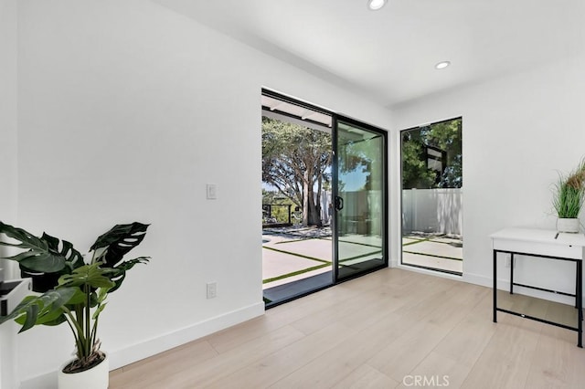17072 Oak View Dr, Encino, CA 91436 - photo 15