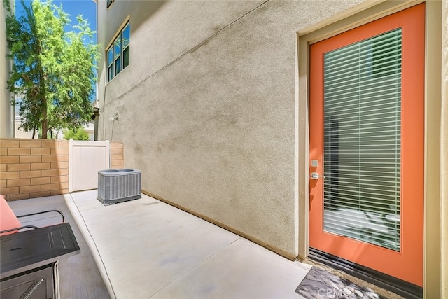 40 Riverton St, Phillips Ranch, CA 91766 - view of exterior entry featuring a patio and stucco siding