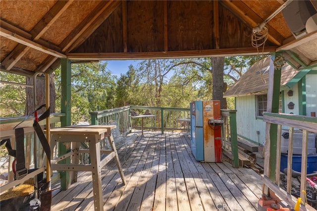 29239 Lake Brook Ave, Cedar Glen, CA 92321 - view of deck