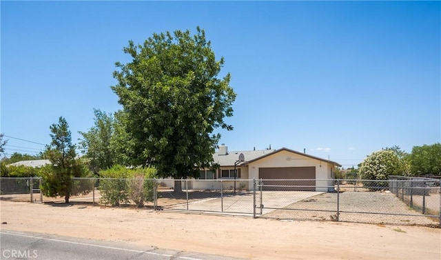 10004 Oakwood Ave, Hesperia, CA 92345 - photo 1