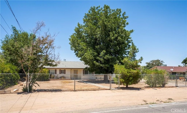 10004 Oakwood Ave, Hesperia, CA 92345 - photo 23