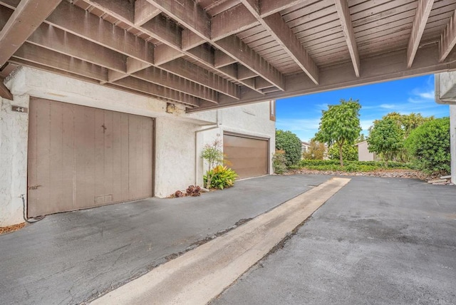 2282 Caminito Pescado Unit 44, San Diego, CA 92107 - view of garage